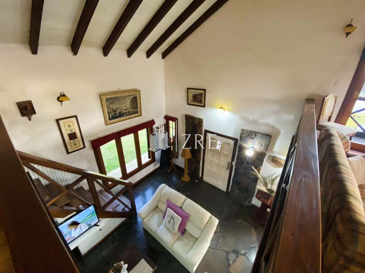 Casa ID.301 - Venta casa 3 dormitorios. Pinares Punta del Este. 