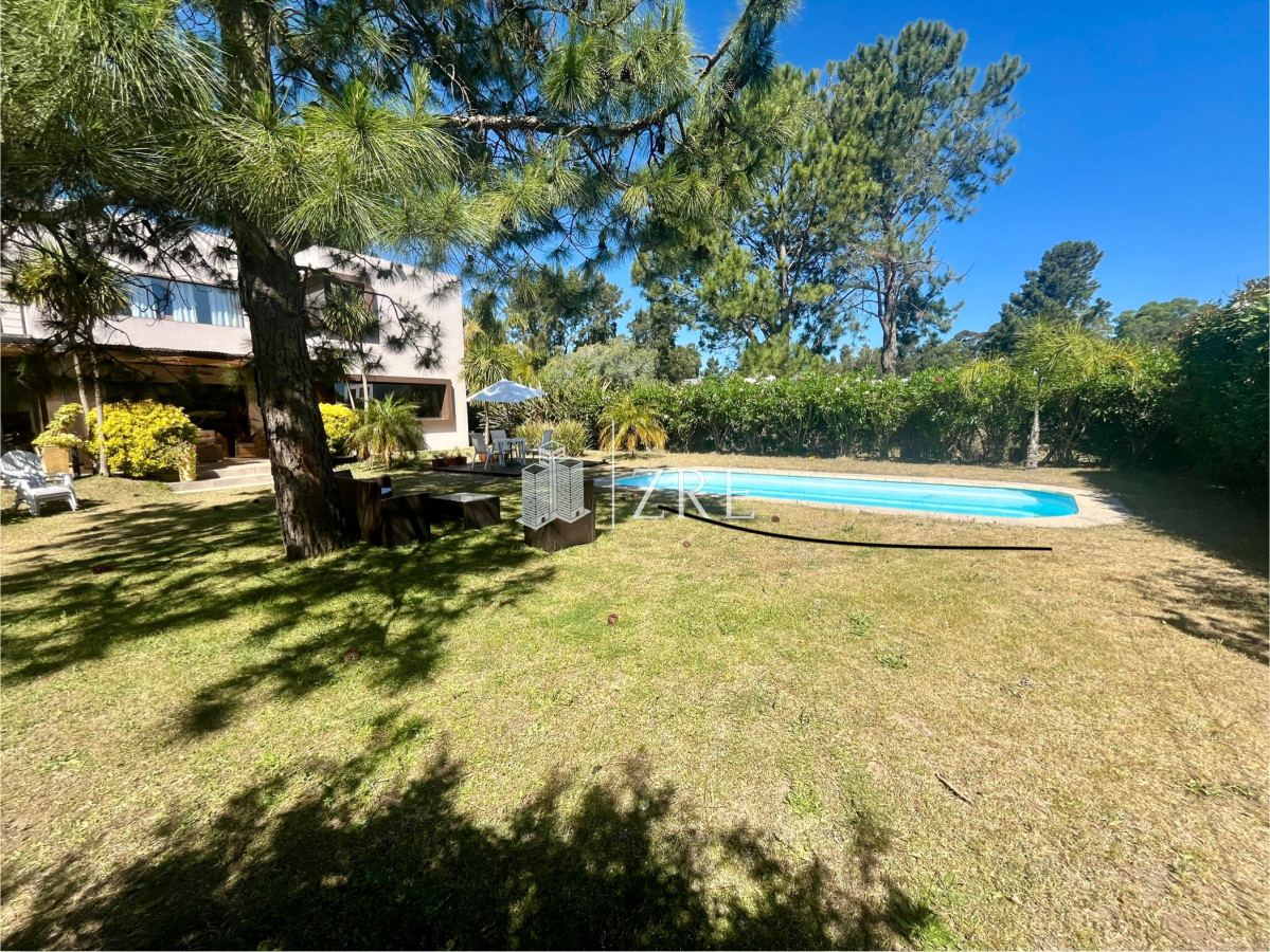 Casa ID.499 - Venta casa de dos plantas en Le Residence 