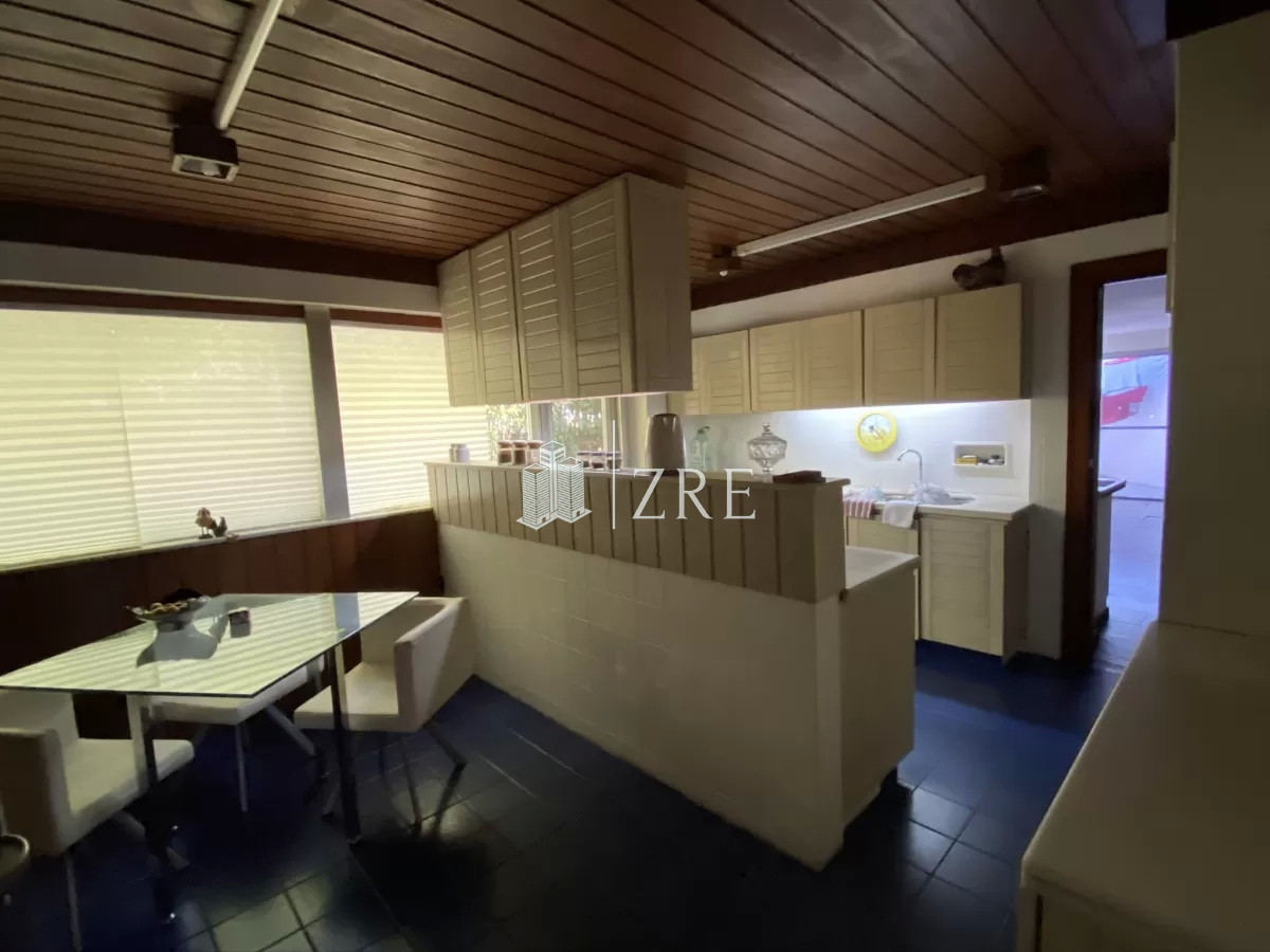 Casa ID.446 - Venta casa 8 dormitorios Punta del Este