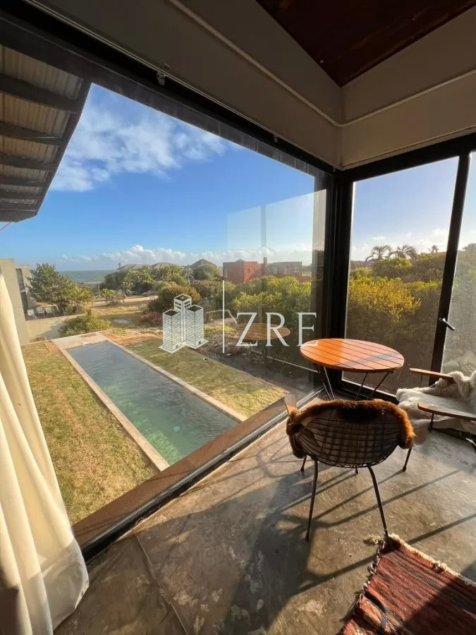 Casa ID.945 - Venta casa 5 dormitorios Punta Piedras, Manantiales