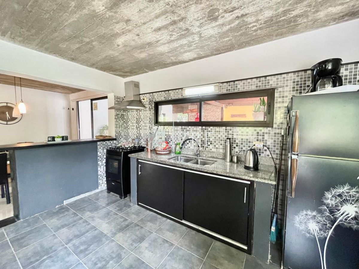 Casa ID.246 - Venta Espectacular casa 2 dormitorios con piscina - La fortuna 