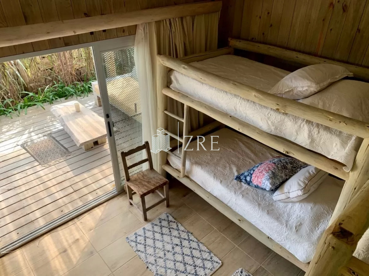 Casa ID.192 - Casa en venta 7 dormitorios Punta Piedras