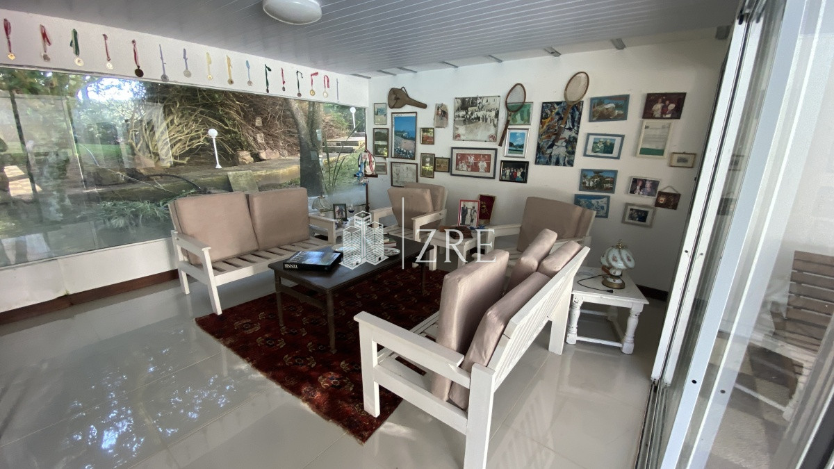 Casa ID.361 - Venta residencia en Punta Ballena. 