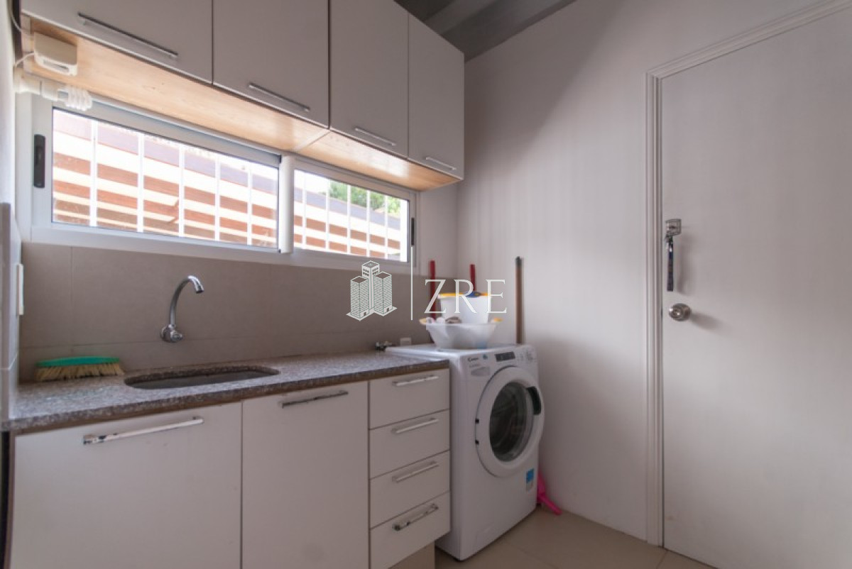 Casa ID.720 - Venta y alquiler espectacular casa en Parque Burnett, Maldonado