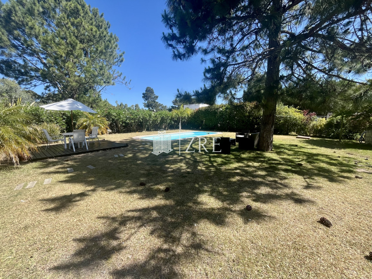 Casa ID.499 - Venta casa de dos plantas en Le Residence 