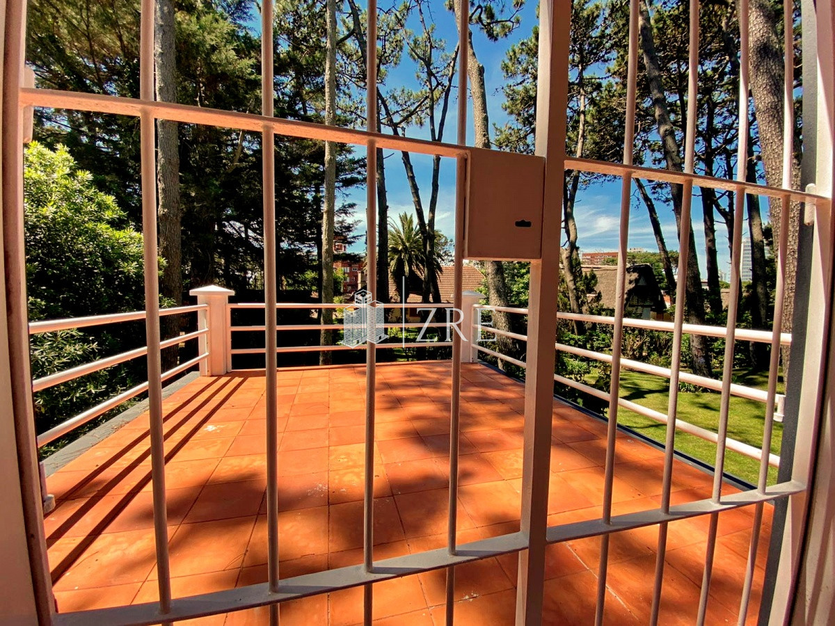Casa ID.395 - Venta Casa en Brava, 3 dormitorios *