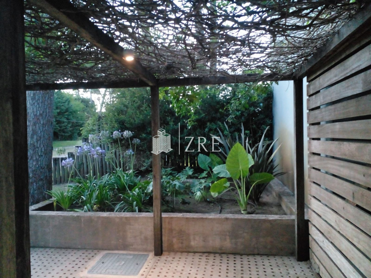 Casa ID.715 - Alquiler casa en Punta del Este - 4 dormitorios