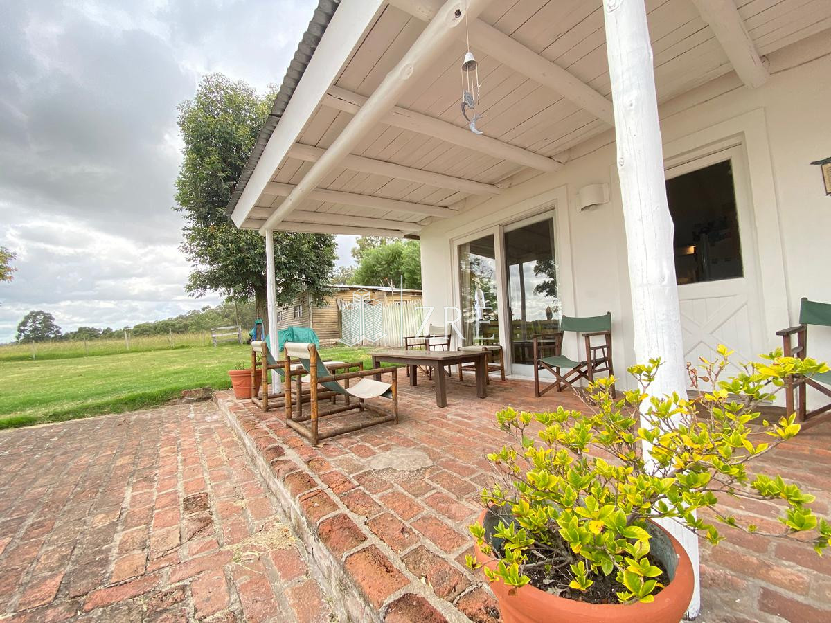 Casa ID.807 - Venta Casa - 5 Dormitorios 3 baños - Pileta - La Barra 