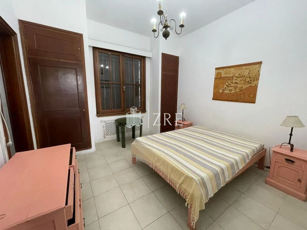 Casa ID.213 - Venta casa 5 dormitorios primera linea playa mansa Punta del Este 