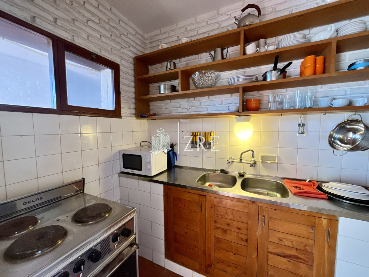 Casa ID.689 - Venta casa 3 dormitorios, La barra. Punta del Este 