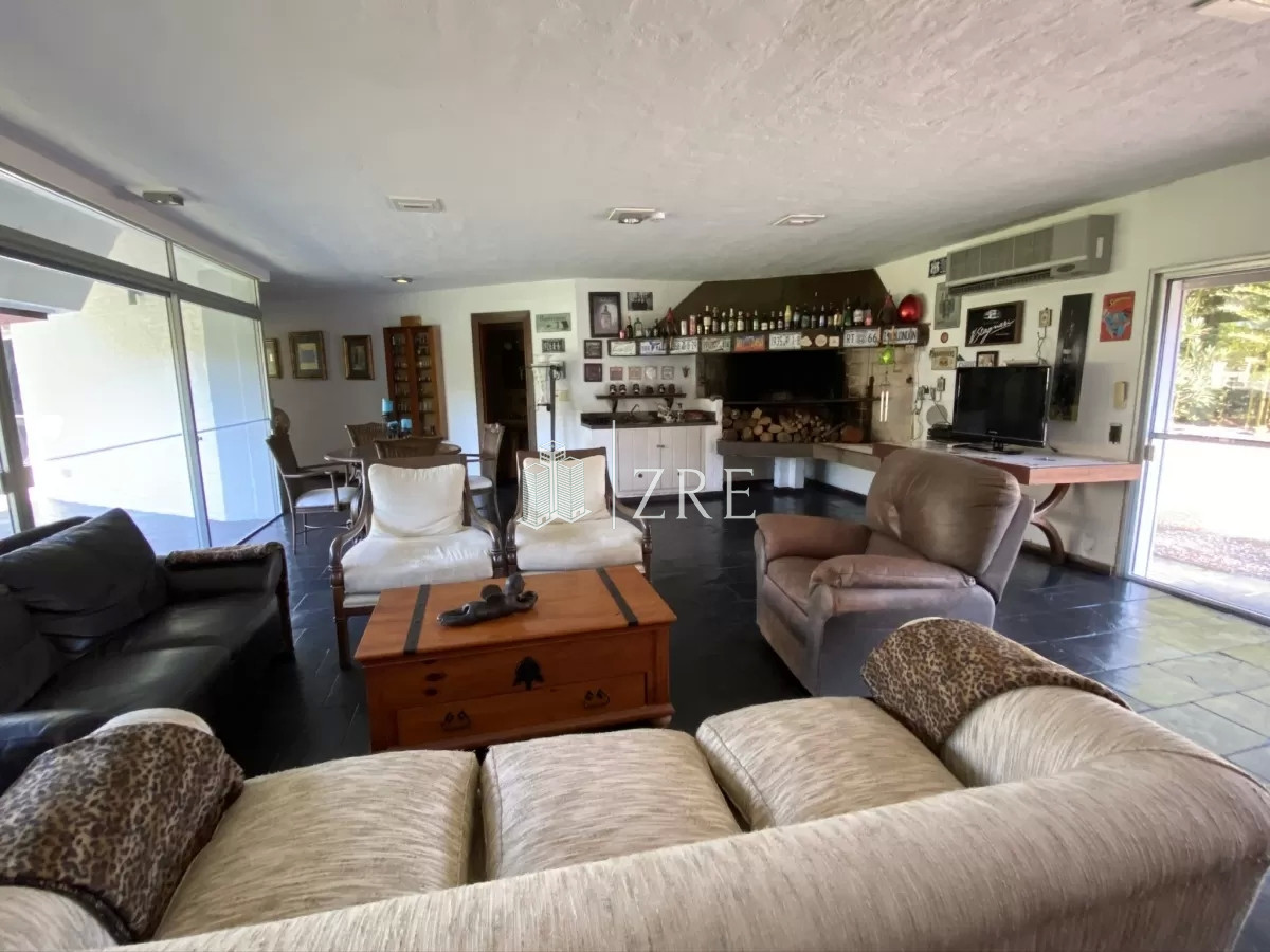 Casa ID.446 - Venta casa 8 dormitorios Punta del Este