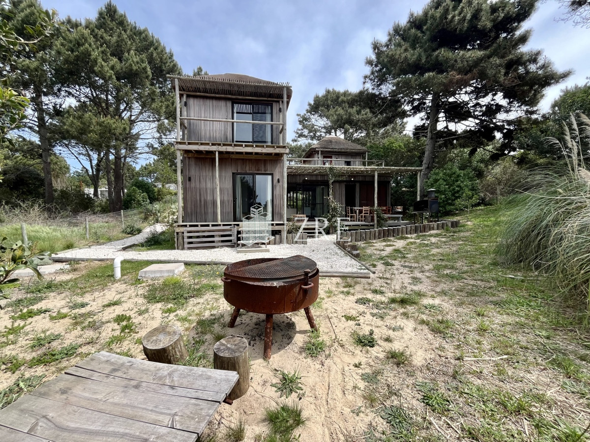 Casa ID.52 - Venta casa 4 dormitorios. Arenas de José Ignacio, José Ignacio 