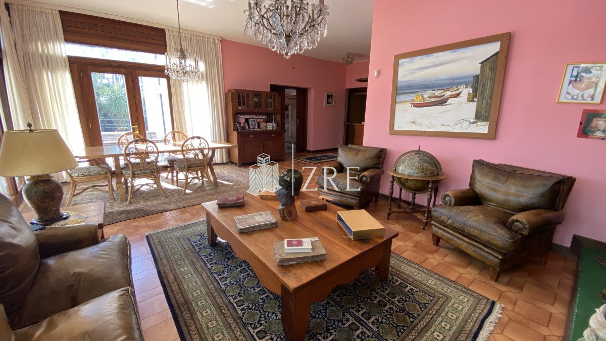 Casa ID.361 - Venta residencia en Punta Ballena. 