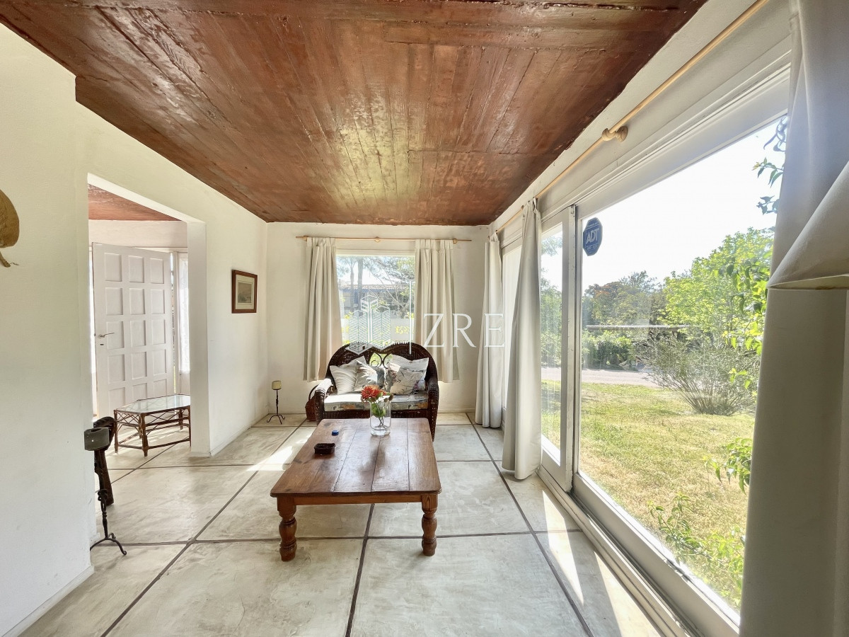 Casa ID.173 - Venta casa 5 dormitorios. Montoya, La barra. 