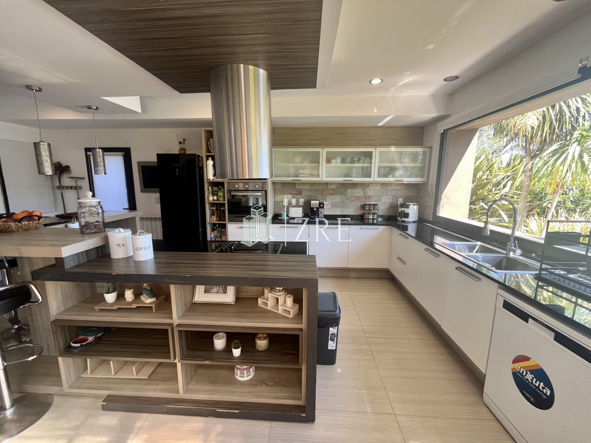 Casa ID.499 - Venta casa de dos plantas en Le Residence 