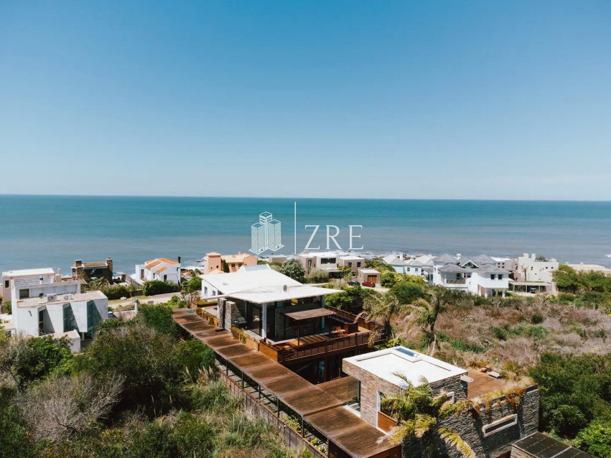 Casa ID.1349 - Alquiler casa 4 dormitorios Punta Piedras, Manantiales. 