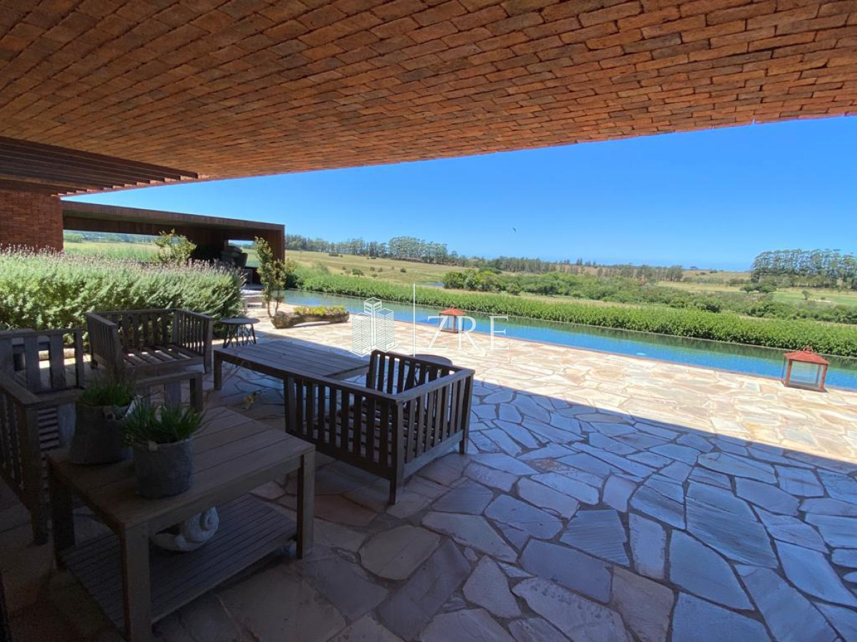Casa ID.803 - Casa en Venta - 4 Suite-  sauna - piscina - Fasano Las Piedras  