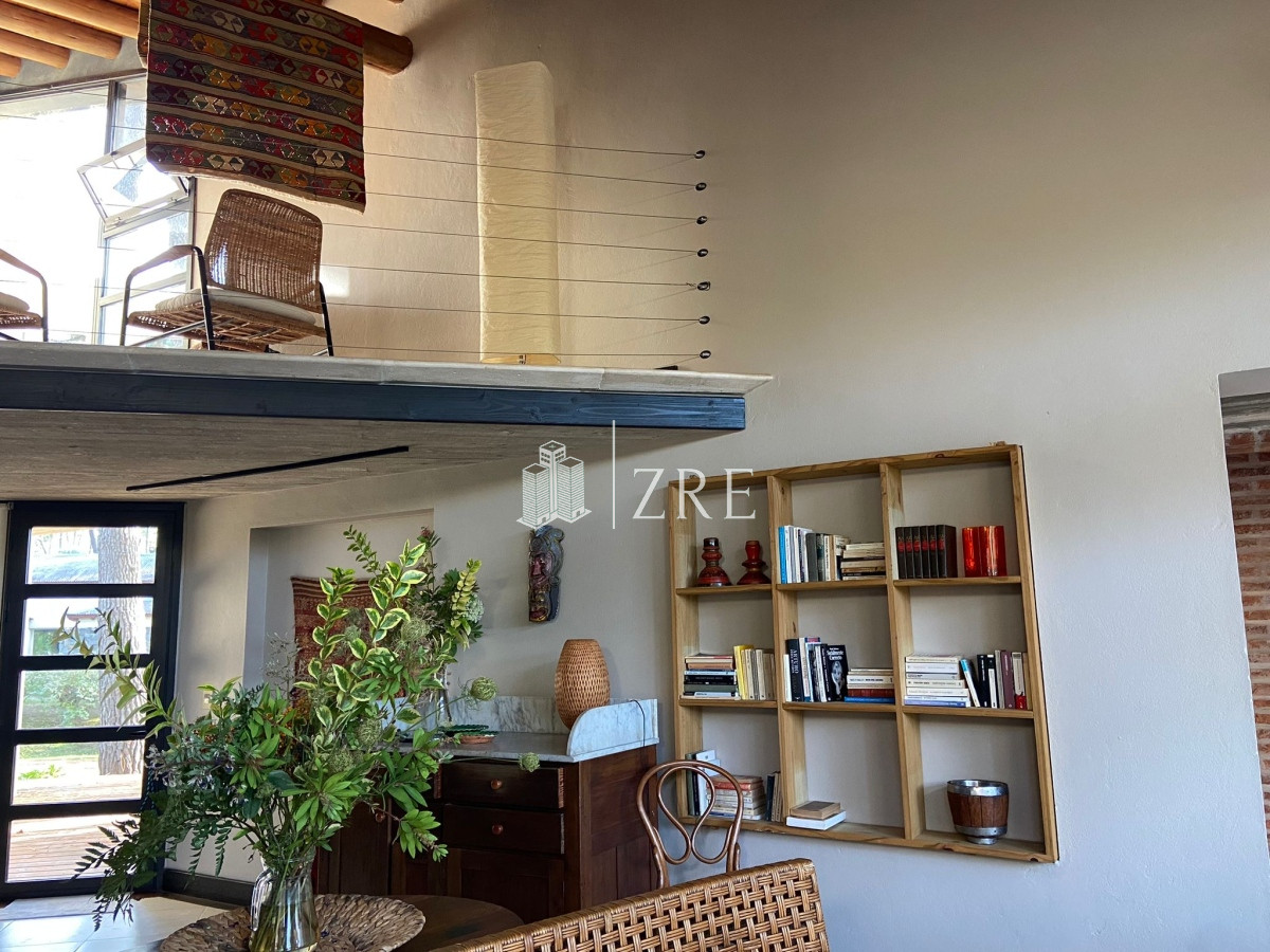 Casa ID.281 - Venta casa 4 dormitorios Laguna Blanca