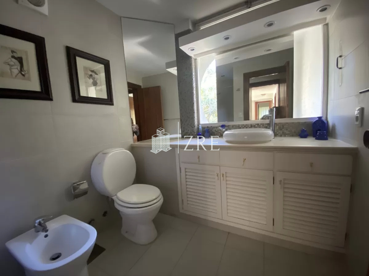 Casa ID.446 - Venta casa 8 dormitorios Punta del Este