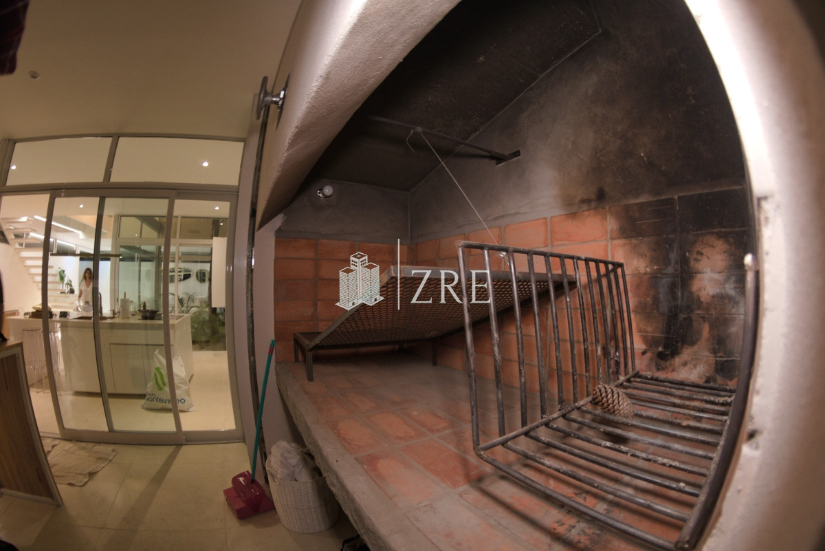 Casa ID.765 - Venta de casa 4 dormitorios