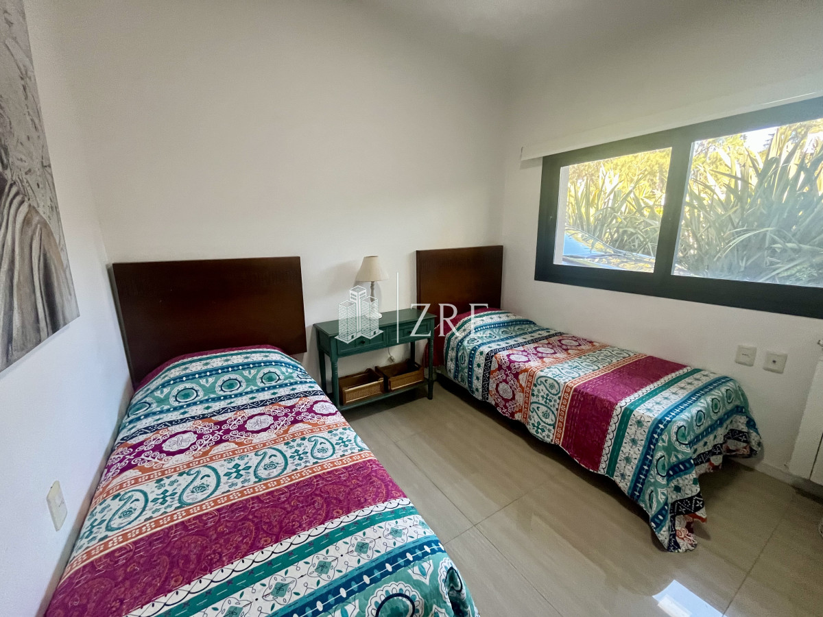 Casa ID.499 - Venta casa de dos plantas en Le Residence 