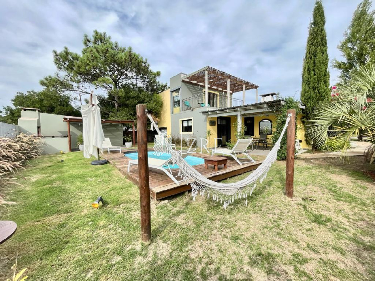 Casa ID.246 - Venta Espectacular casa 2 dormitorios con piscina - La fortuna 