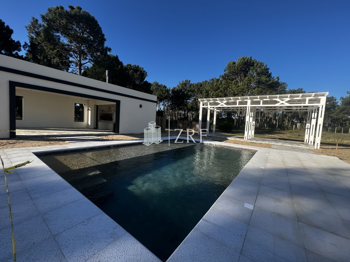 Casa ID.764 - Venta Casa La Barra, Maldonado