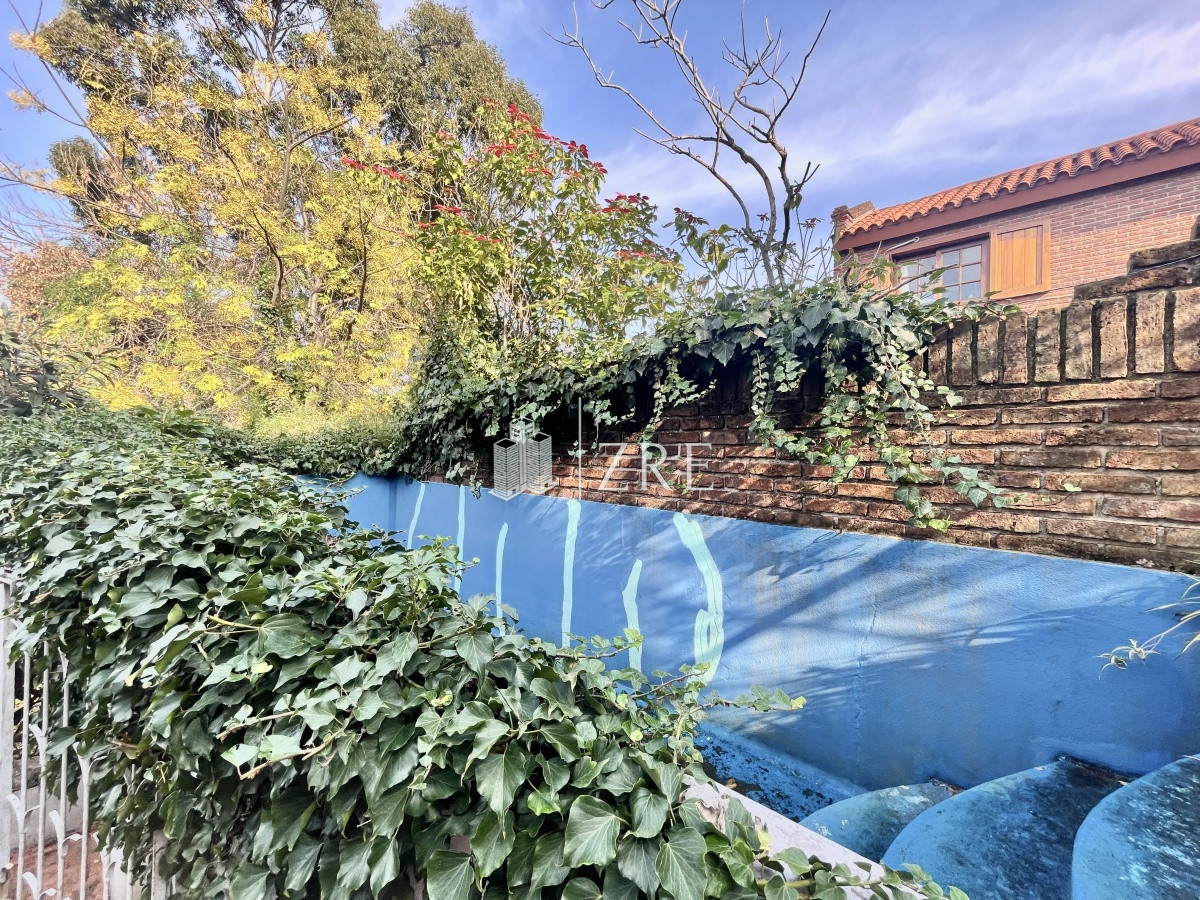 Casa ID.231 - Venta casa 4 dormitorios playa mansa Punta del Este