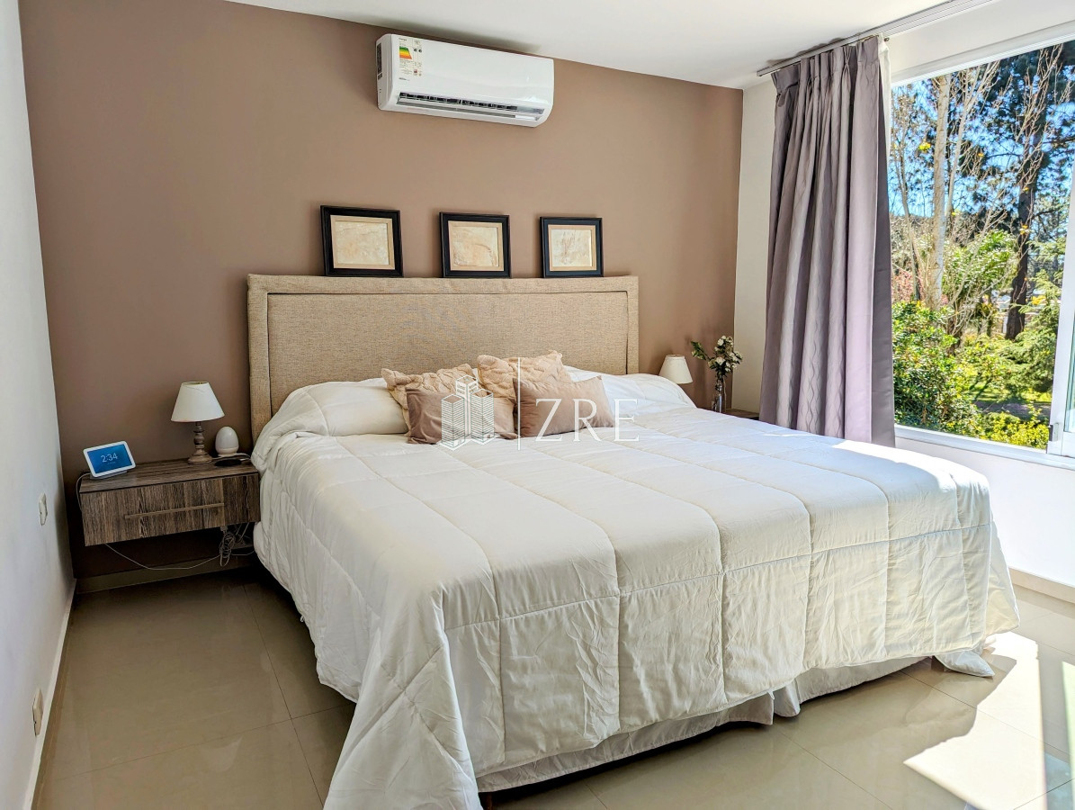 Casa ID.720 - Venta y alquiler espectacular casa en Parque Burnett, Maldonado