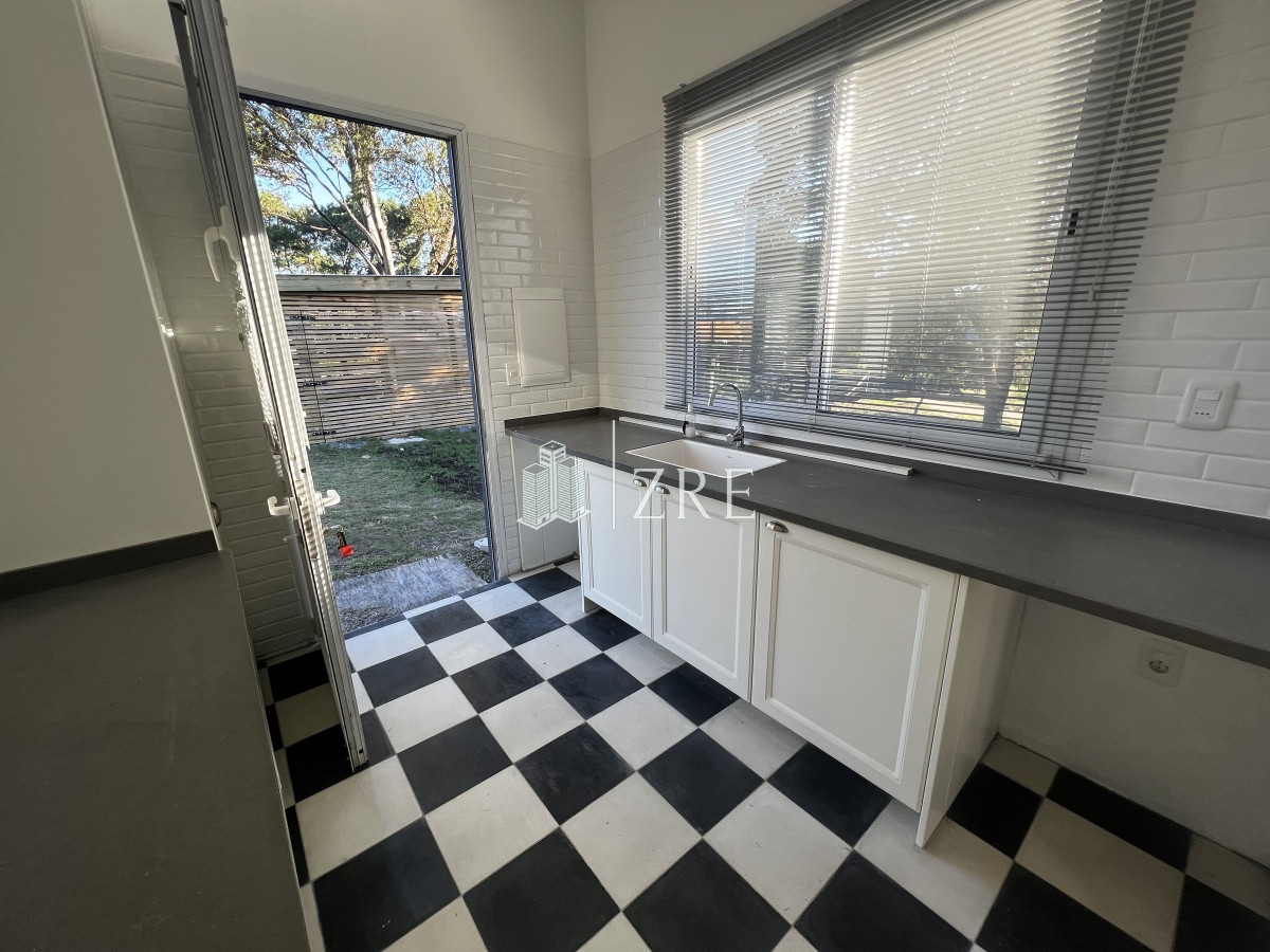 Casa ID.764 - Venta Casa La Barra, Maldonado