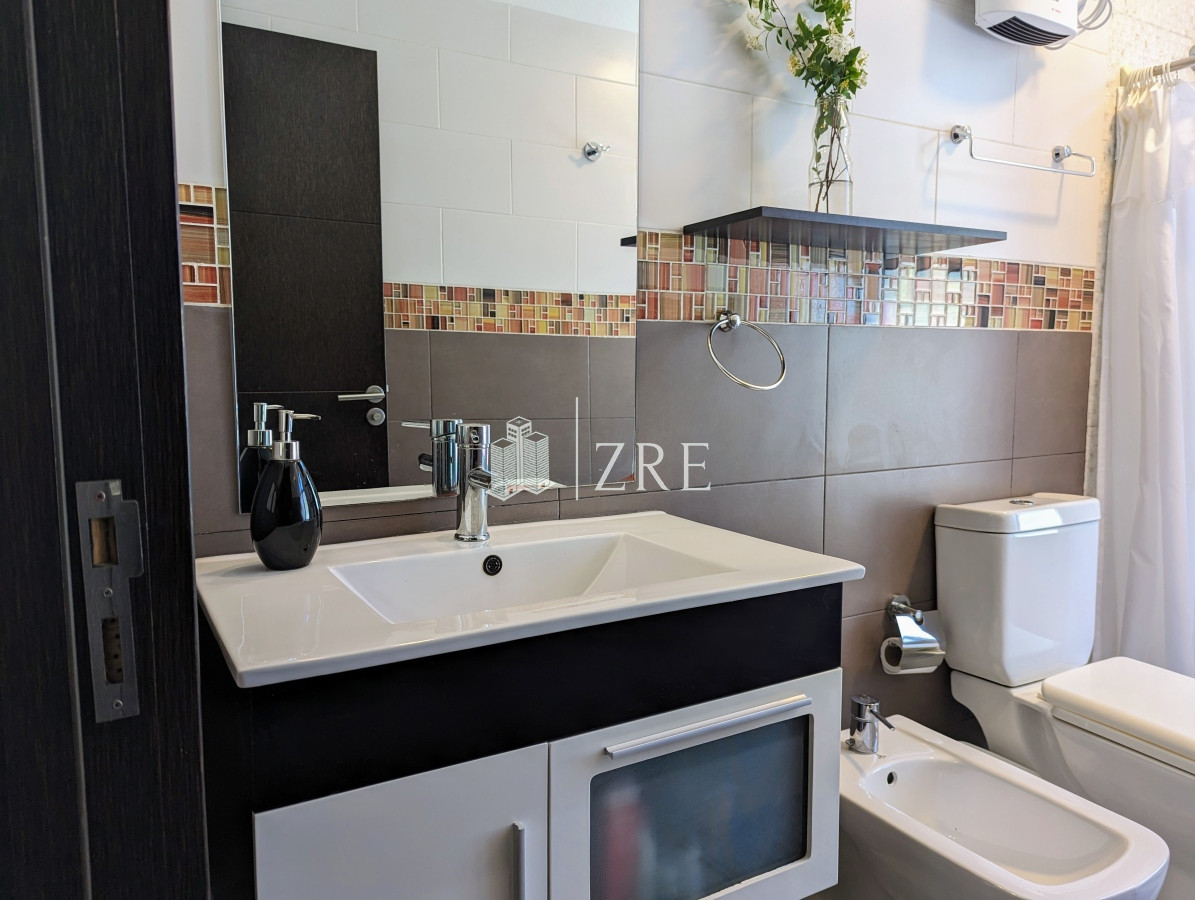 Casa ID.720 - Venta y alquiler espectacular casa en Parque Burnett, Maldonado