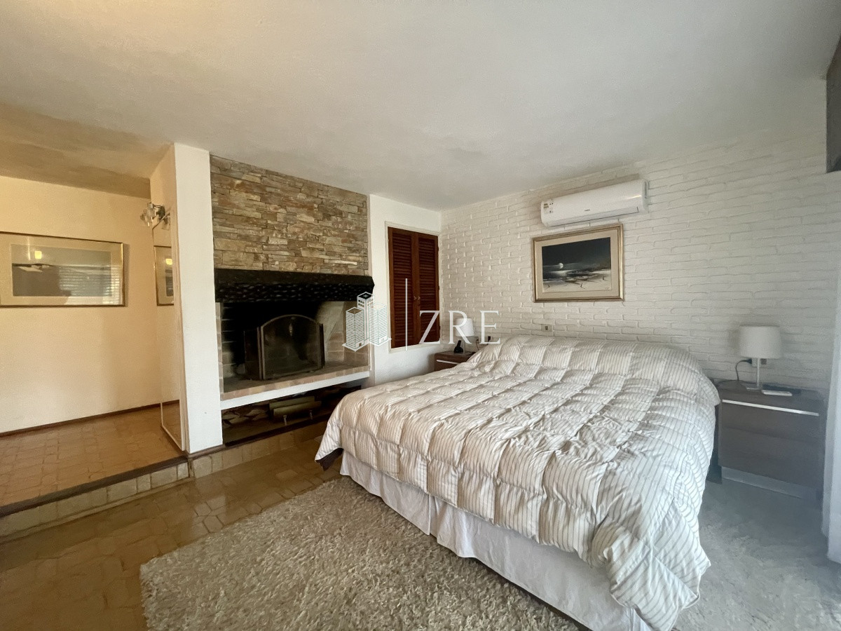 Casa ID.466 - Venta casa 8 dormitorios Punta del Este