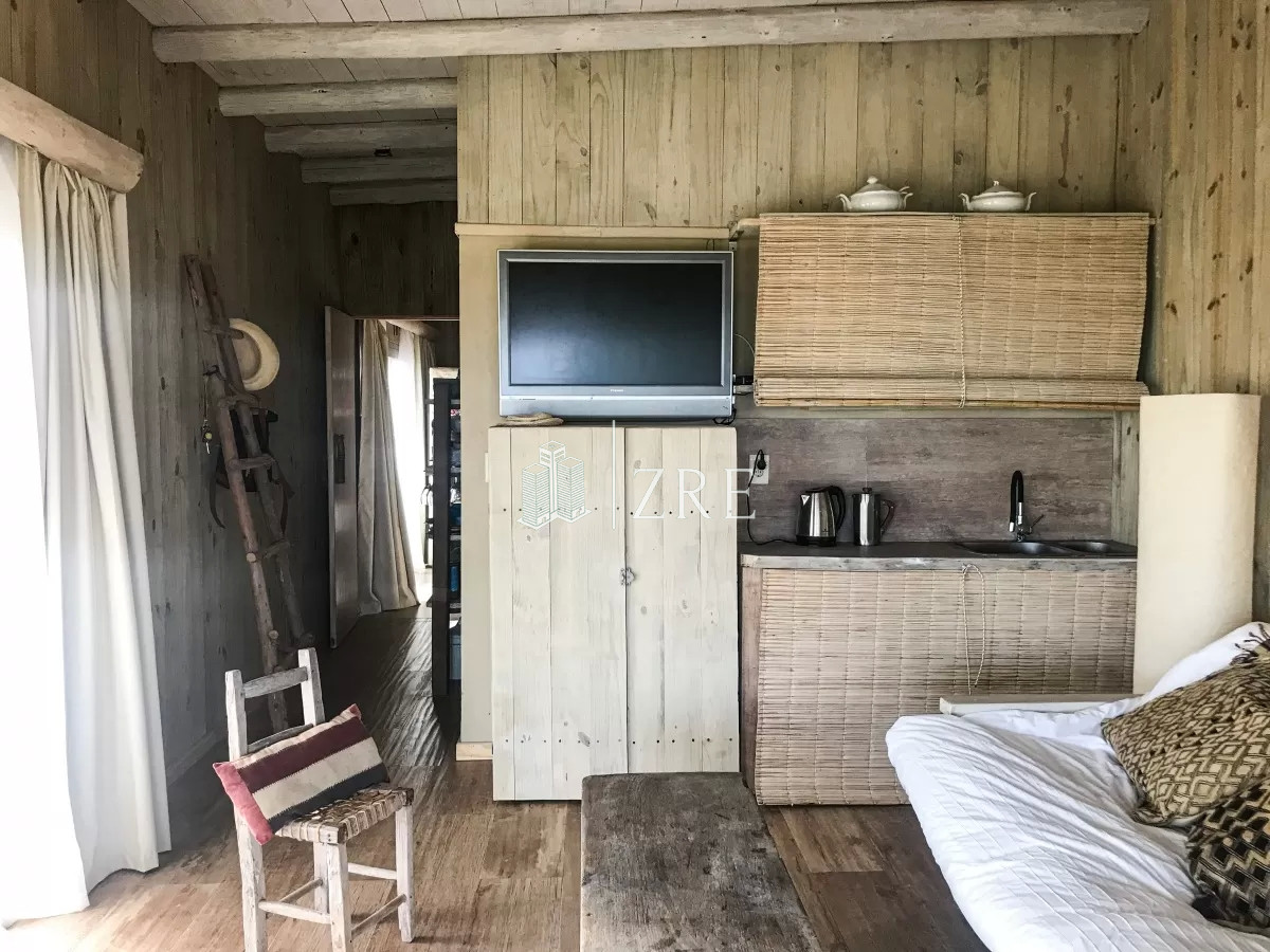 Casa ID.192 - Casa en venta 7 dormitorios Punta Piedras