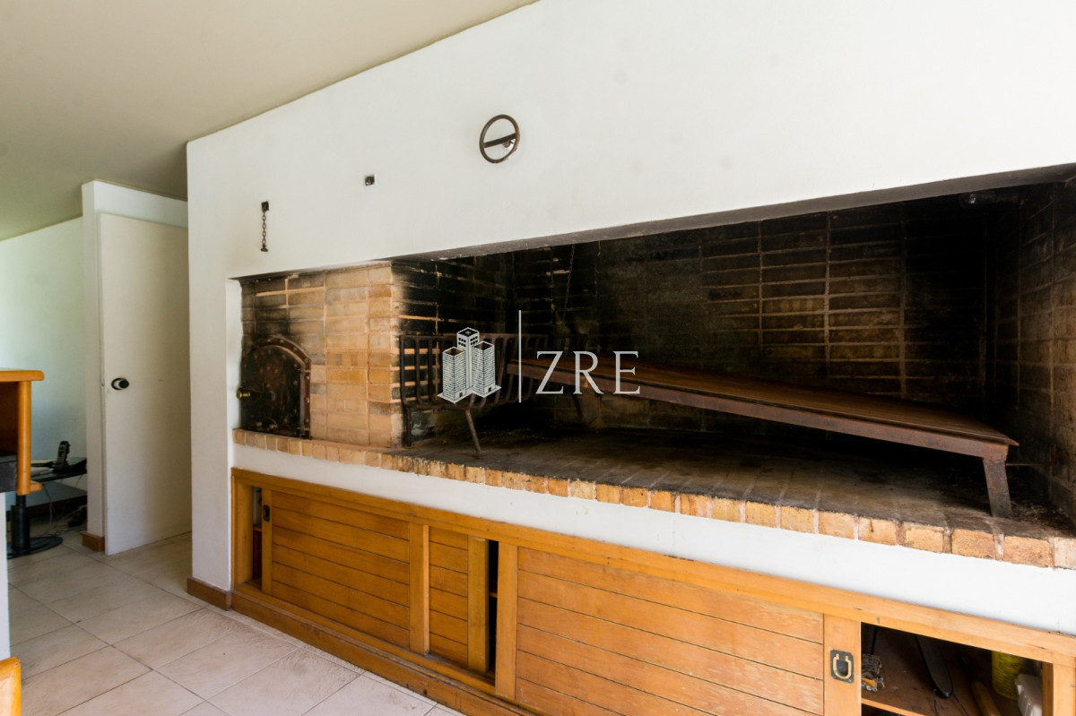 Casa ID.508 - Venta residencia en Playa Mansa Punta del Este