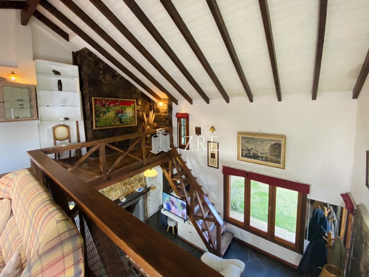 Casa ID.301 - Venta casa 3 dormitorios. Pinares Punta del Este. 