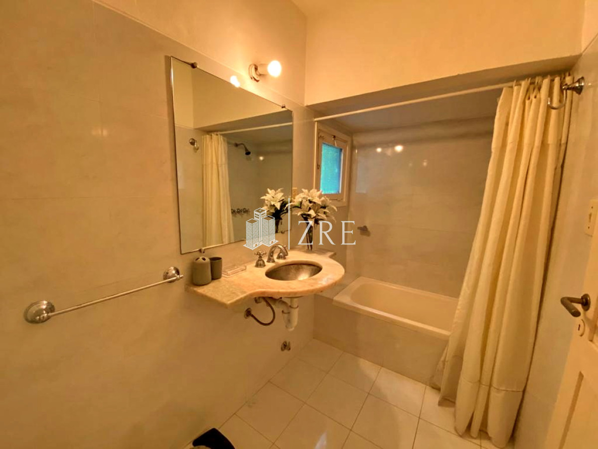 Casa ID.395 - Venta Casa en Brava, 3 dormitorios *