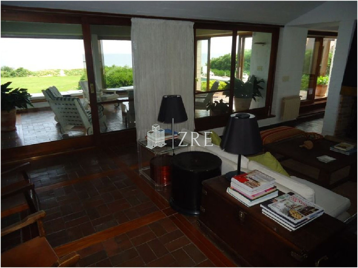 Casa ID.404 - Venta apartamento primera linea solanas