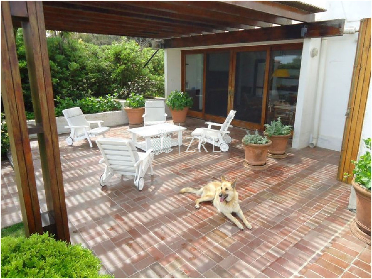 Casa ID.404 - Venta apartamento primera linea solanas