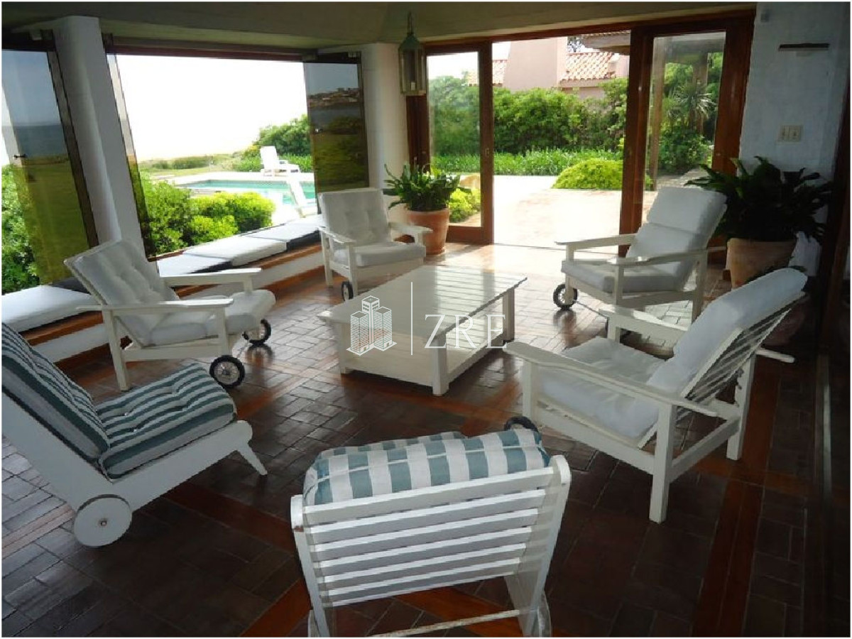 Casa ID.404 - Venta apartamento primera linea solanas