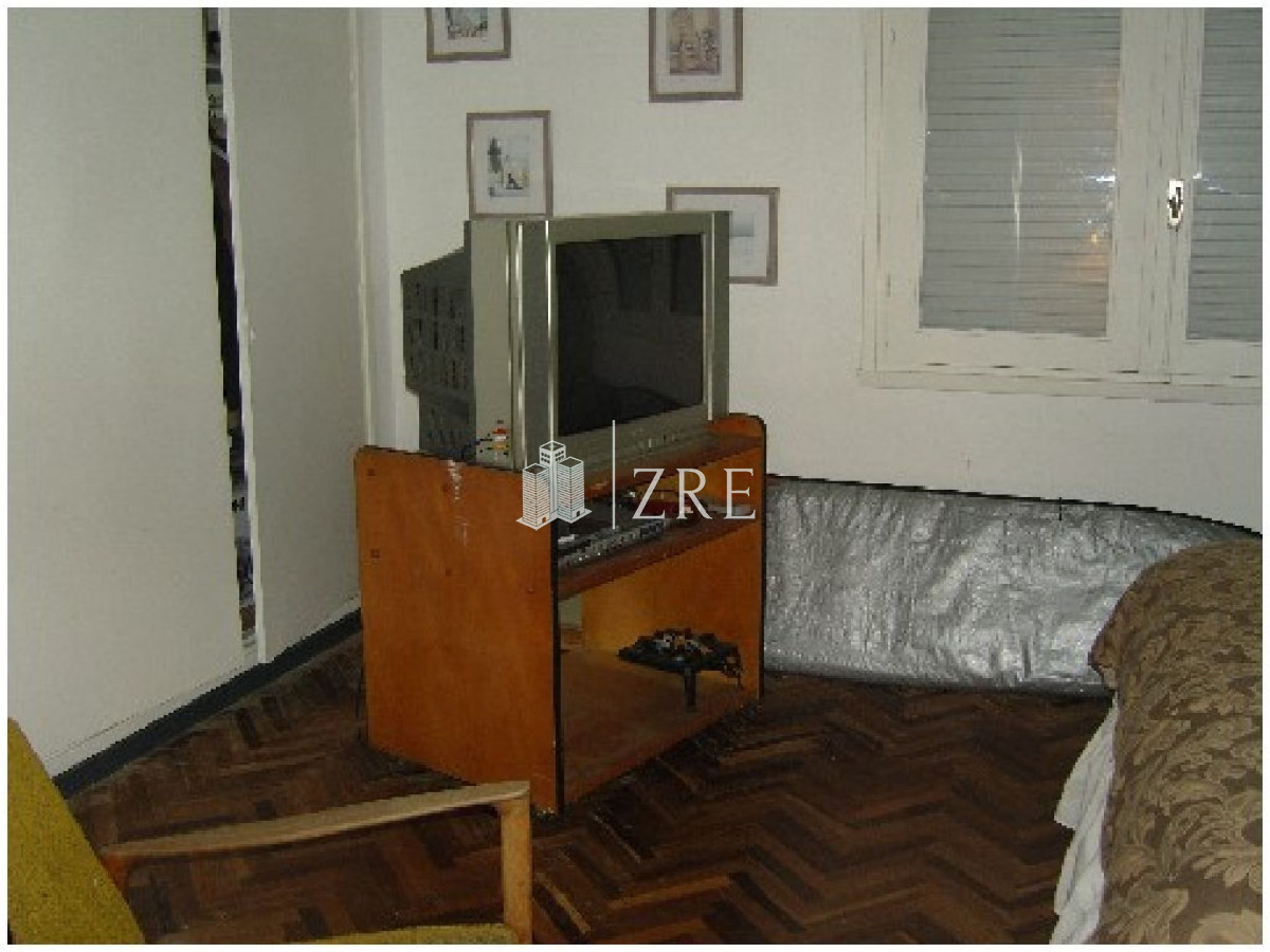 Casa ID.405 - Venta casa a dos cuadras del mar, Playa mansa - Punta del Este.