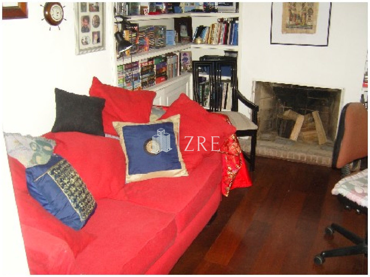 Casa ID.405 - Venta casa a dos cuadras del mar, Playa mansa - Punta del Este.