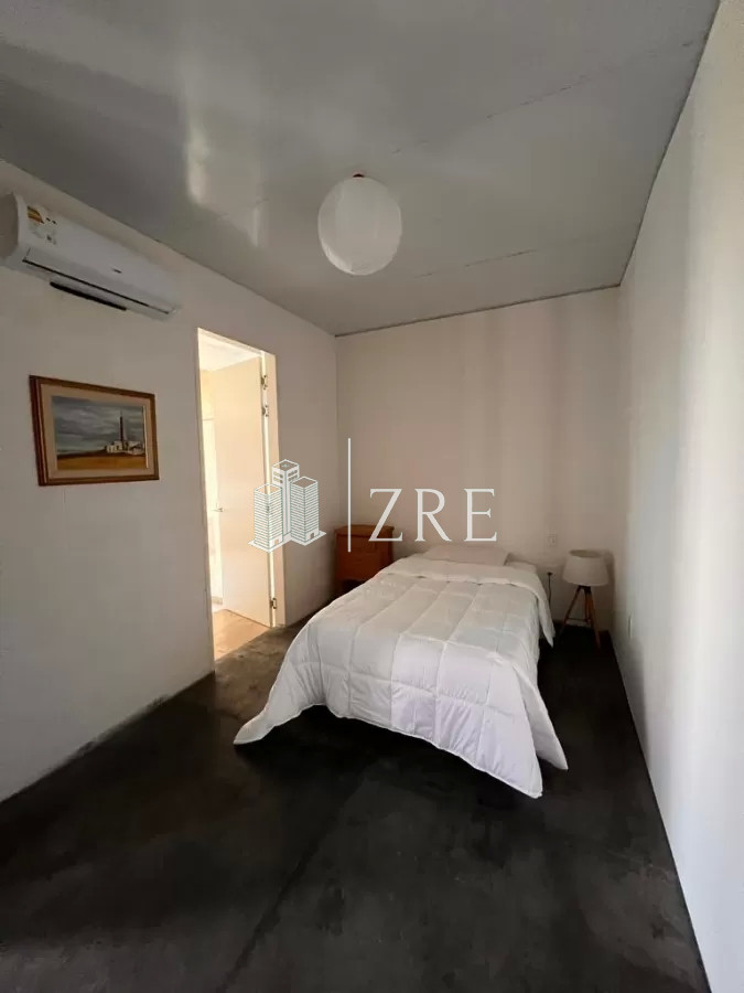 Casa ID.945 - Venta casa 5 dormitorios Punta Piedras, Manantiales