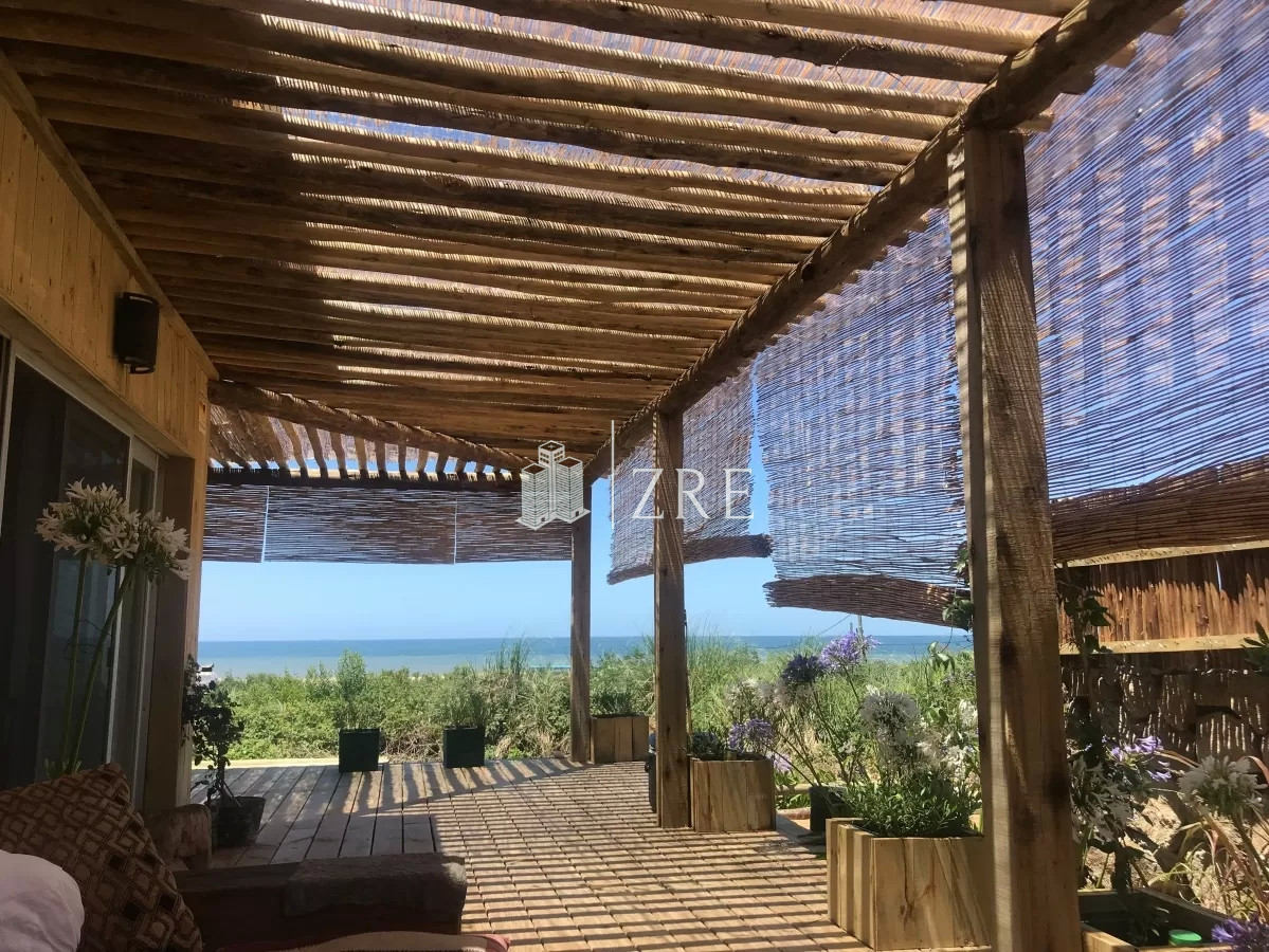 Casa ID.192 - Casa en venta 7 dormitorios Punta Piedras