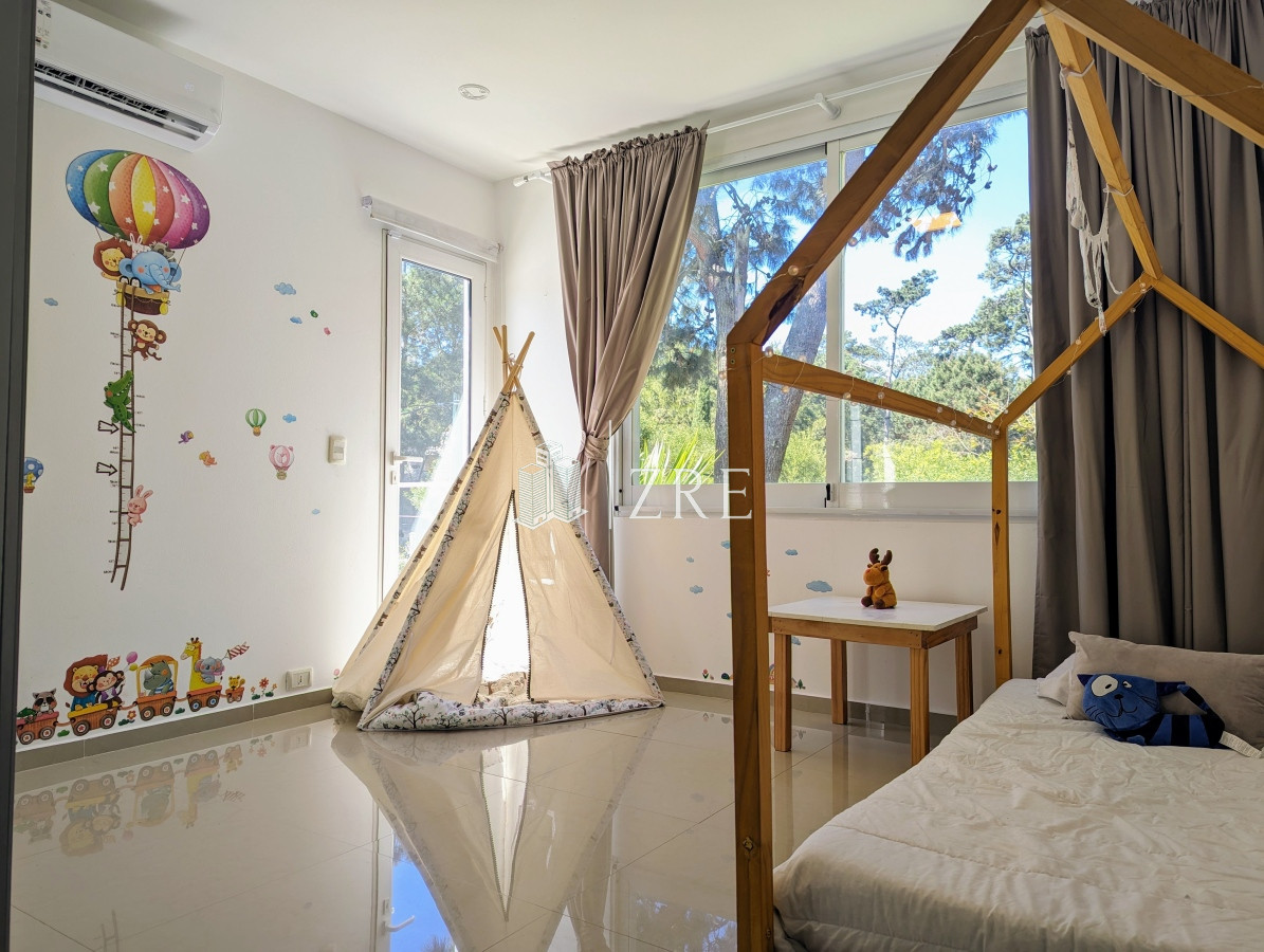 Casa ID.720 - Venta y alquiler espectacular casa en Parque Burnett, Maldonado