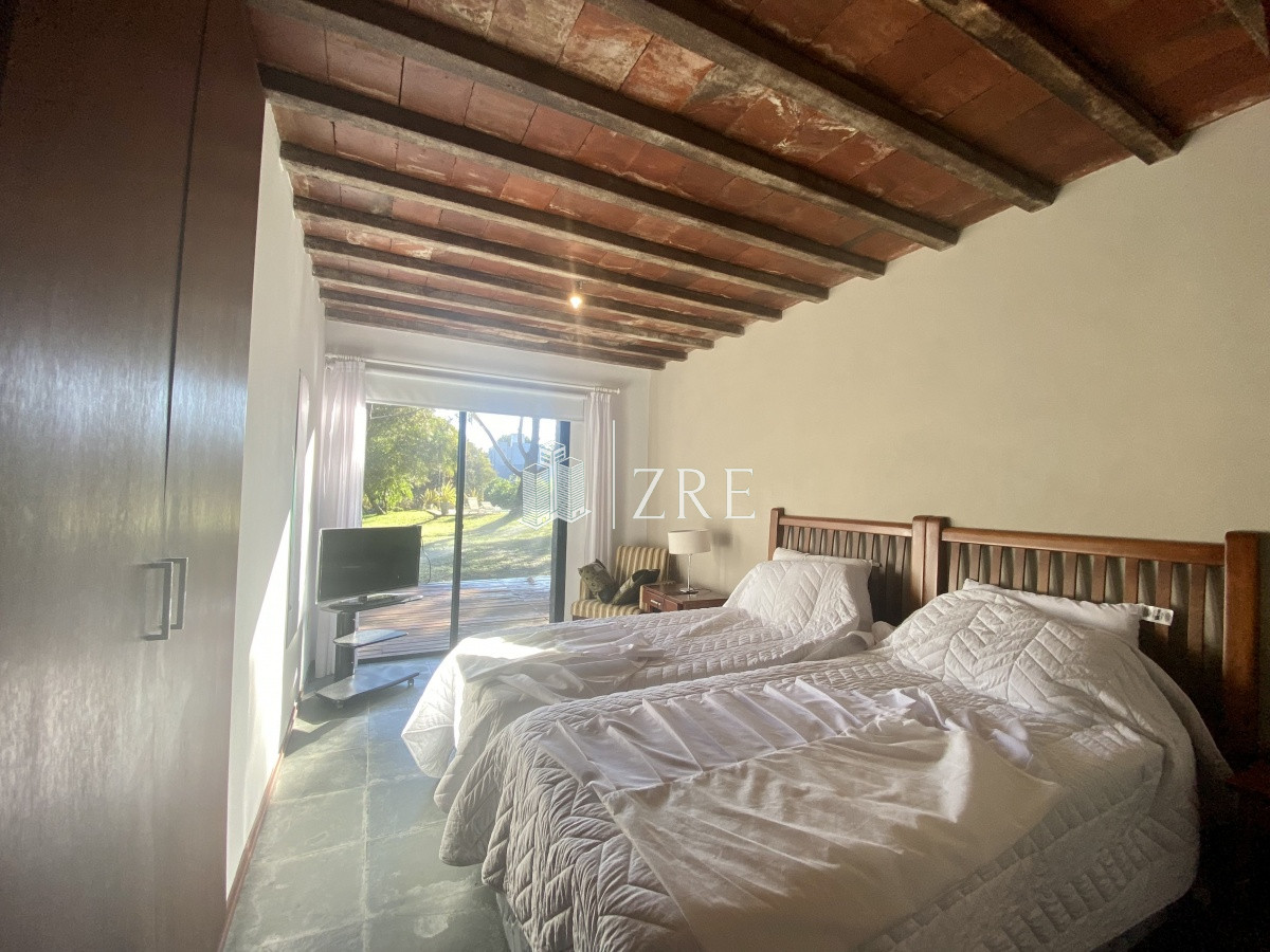 Casa ID.427 - Venta casa 4 dormitorios Arenas de José Ignacio 