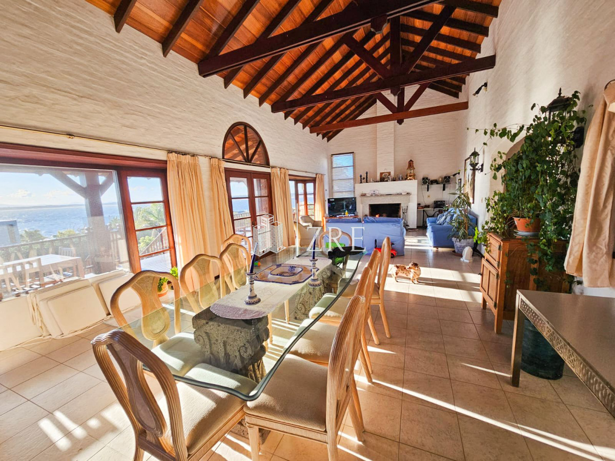 Casa ID.74 - Venta casa Punta Ballena con espectacular vista al mar