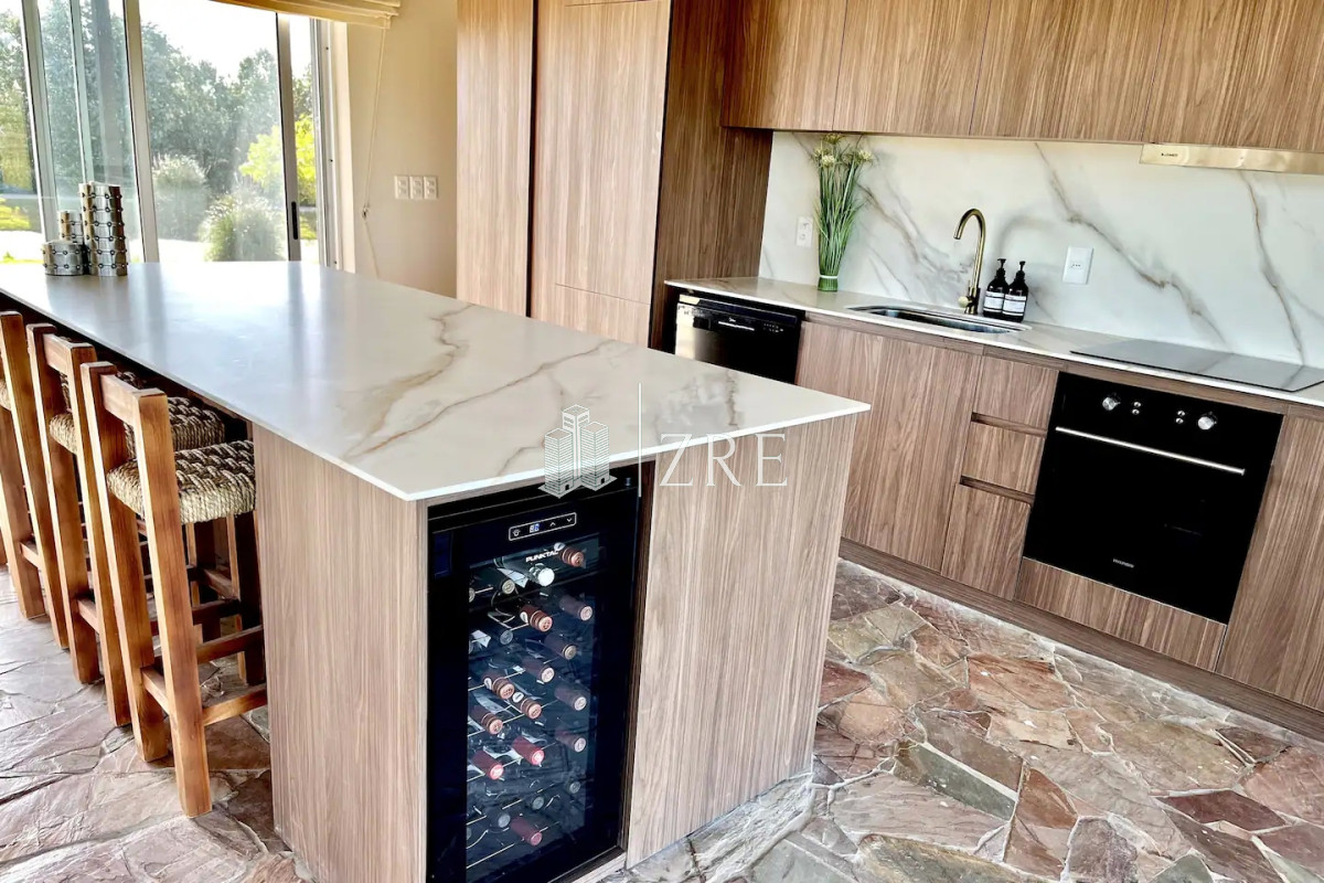 Casa ID.755 - Venta casa en lujoso barrio privado La Barra