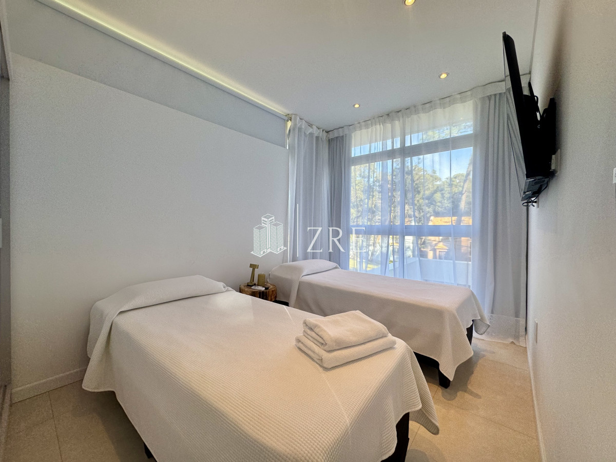 Casa ID.555 - Venta de casa 4 dormitorios en Green Park, Punta Ballena.