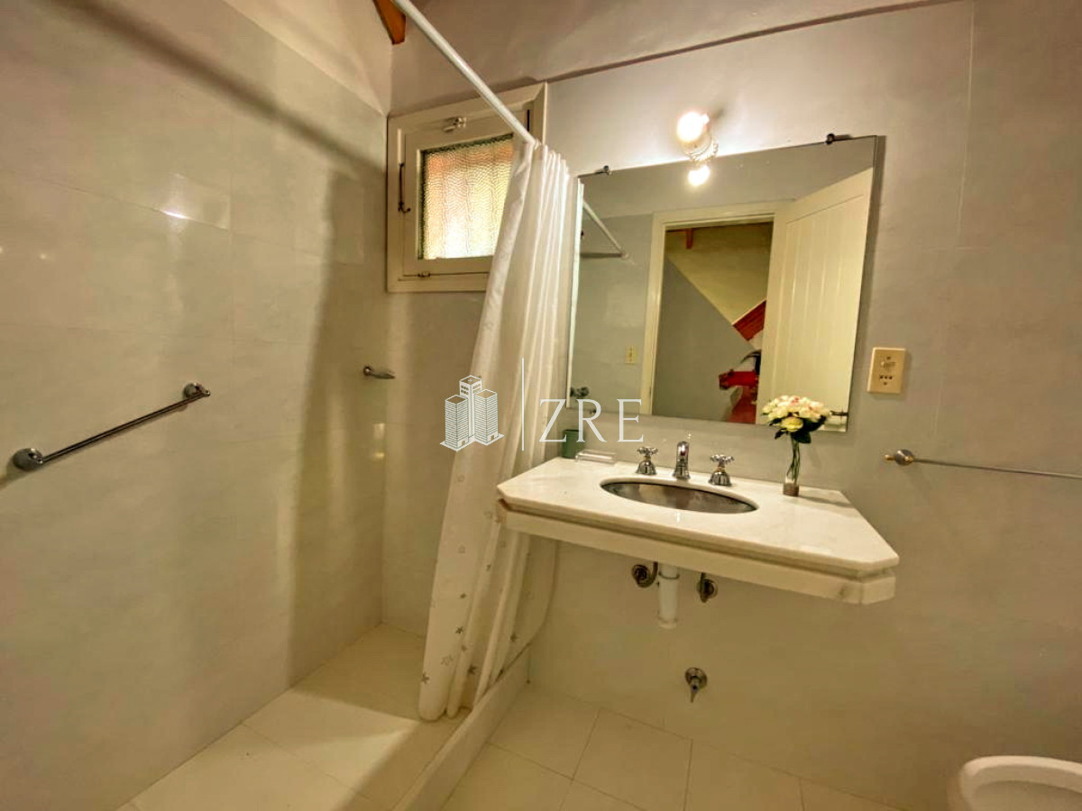 Casa ID.395 - Venta Casa en Brava, 3 dormitorios *