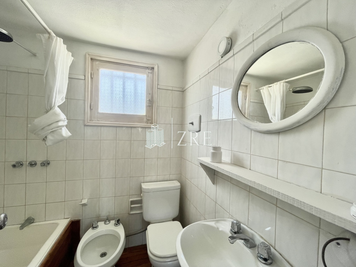 Casa ID.173 - Venta casa 5 dormitorios. Montoya, La barra. 